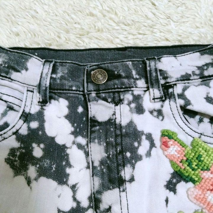 2072 美品 GUCCI ブリーチデニムパンツ ミケーレ期 タイガー 刺繍