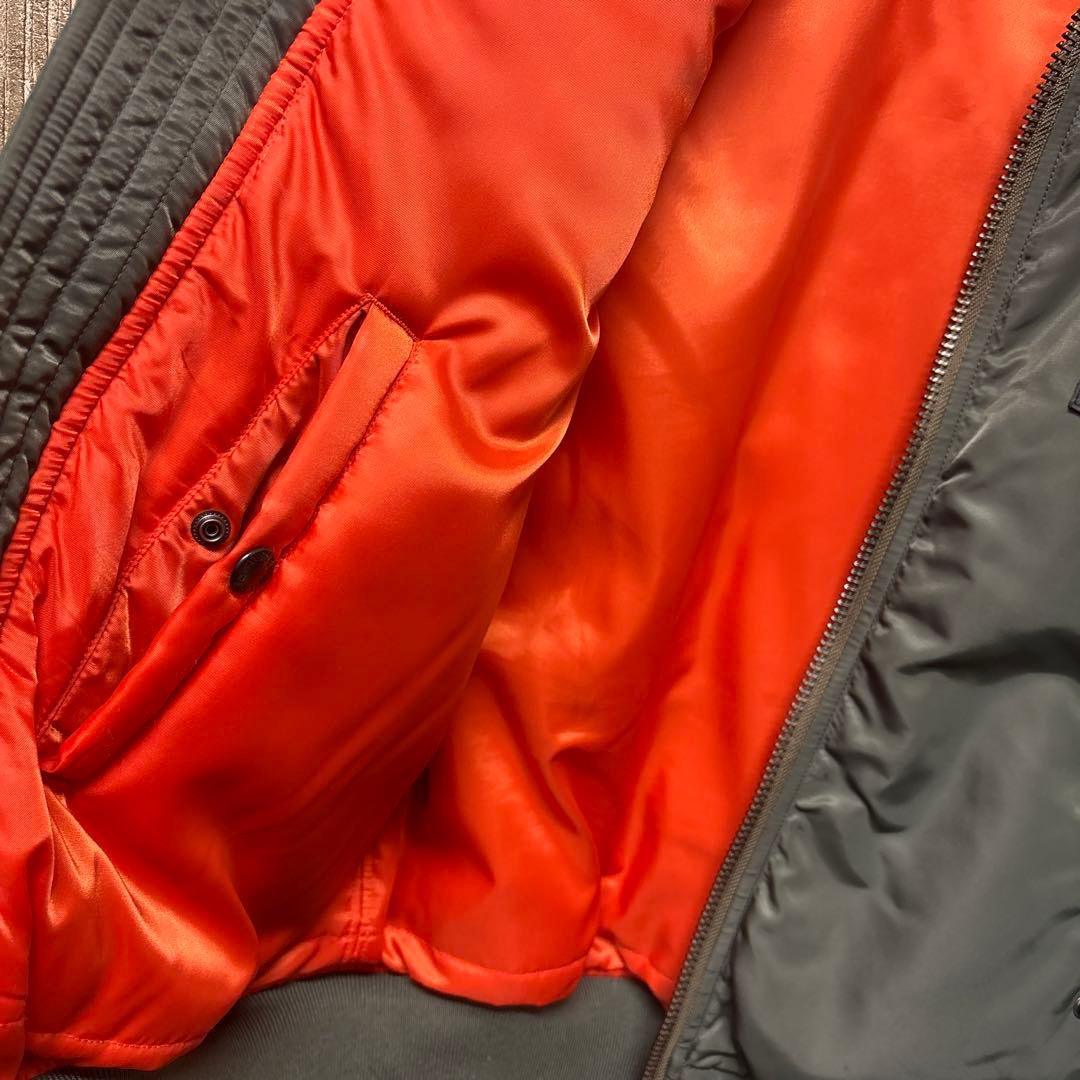 ⭐️美品　AVIREX✖️ミッキーマウスコラボ　MA -1 size M⭐️