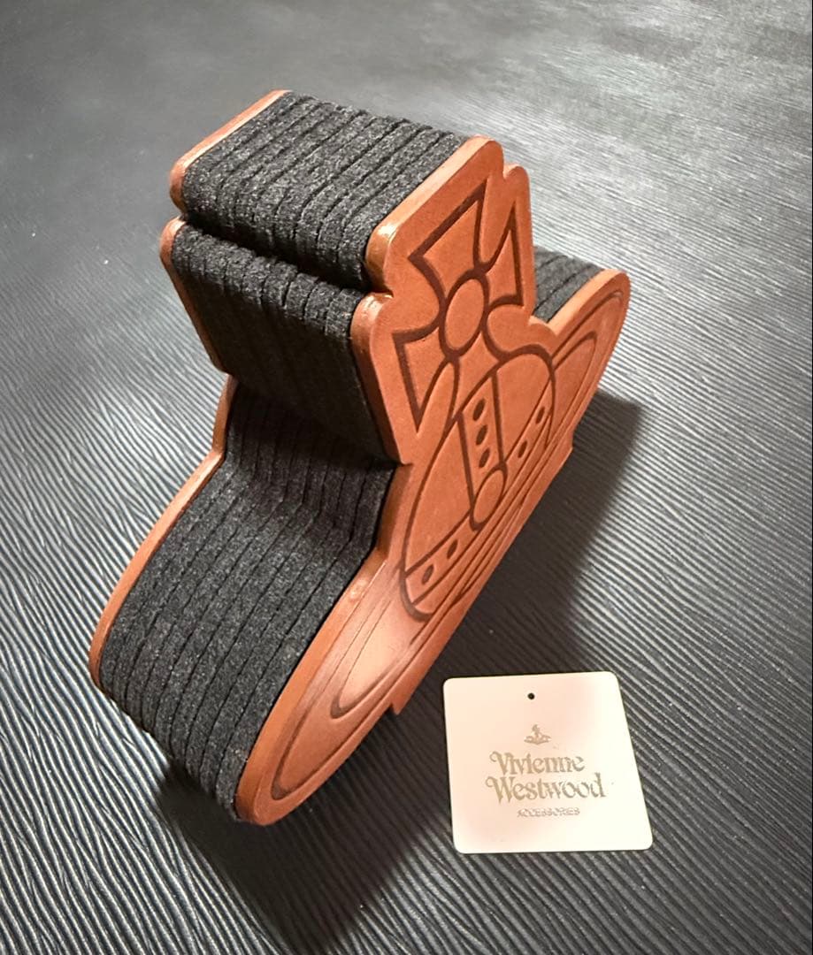 VivienneWestwood本革オーブデザイン写真立て　インテリア正規品新品