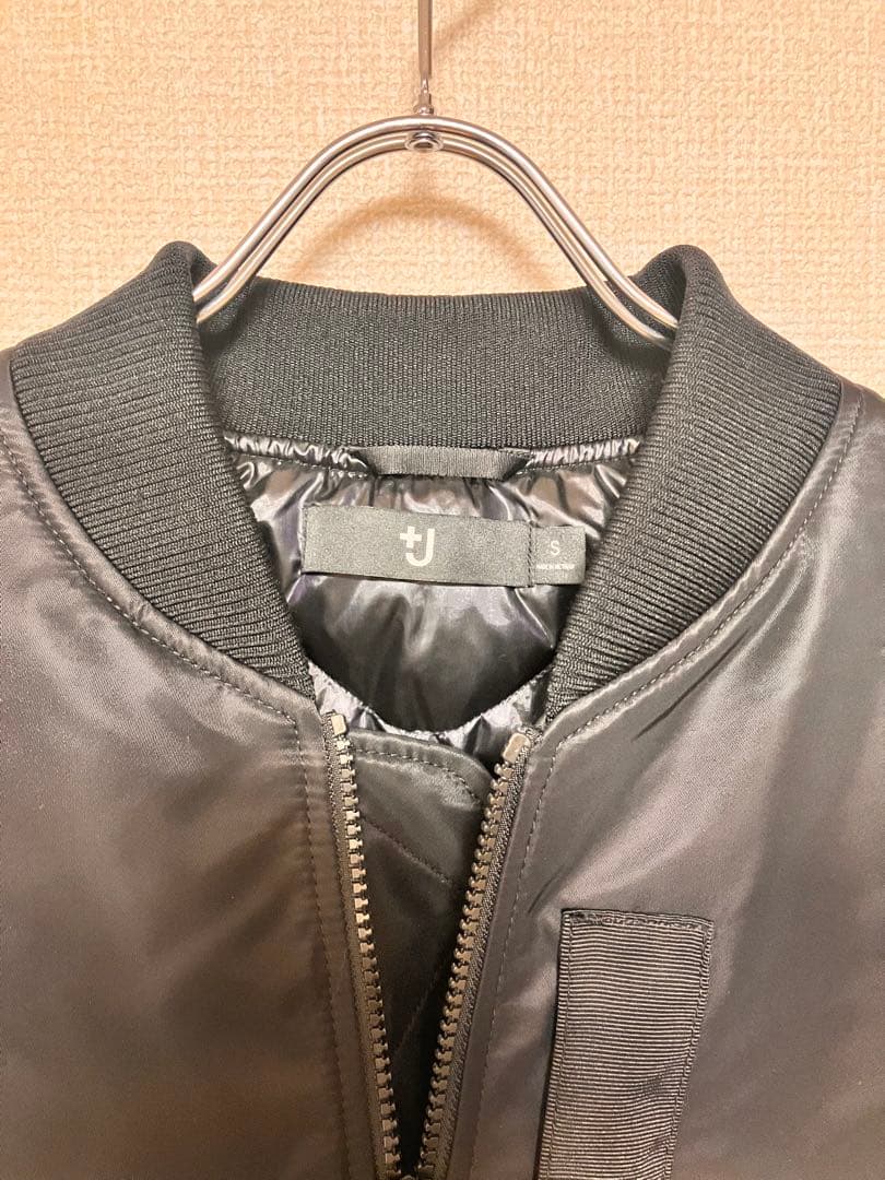 26年復刻 UNIQLO+J ハイブリッドダウンオーバーサイズMA1 ブラックS