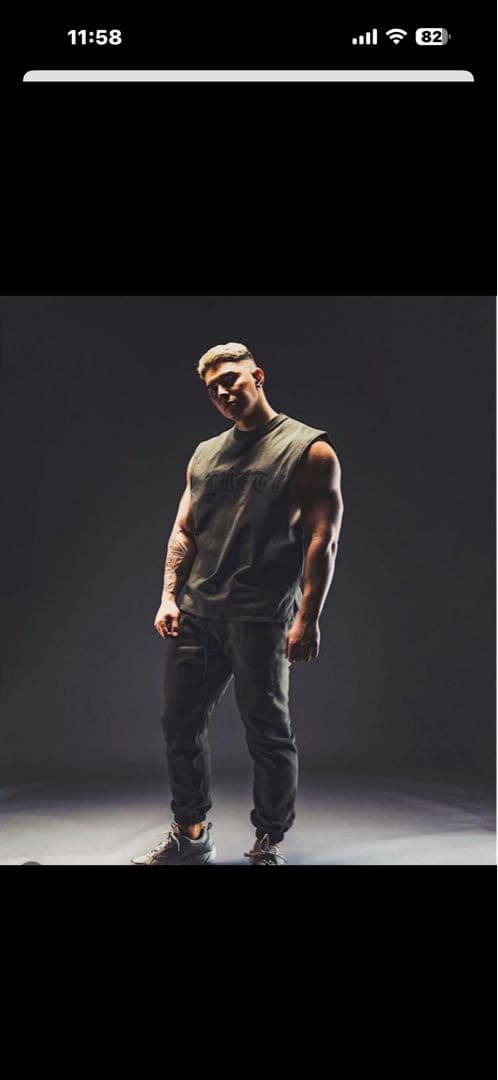 【完売商品】LYFT セットアップ　パーカー　スウェット　ノースリーブ