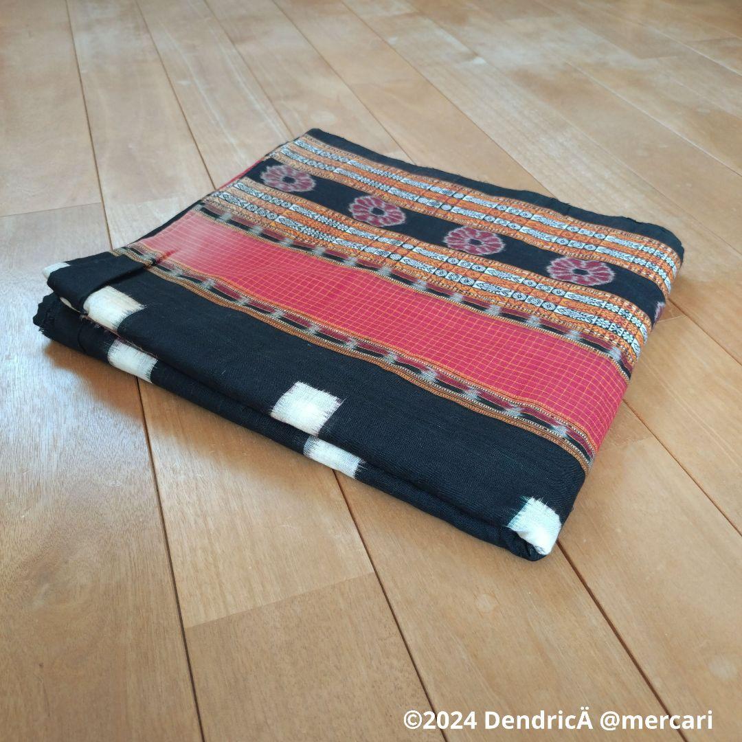 大判　アジア　ビンテージ古布　動物　魚　モチーフ　赤×白×紺