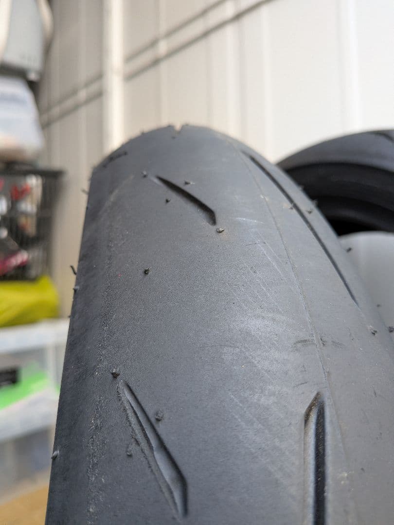 ほぼ新品　α-13SP 前後セット 110/70R17 150/60R17