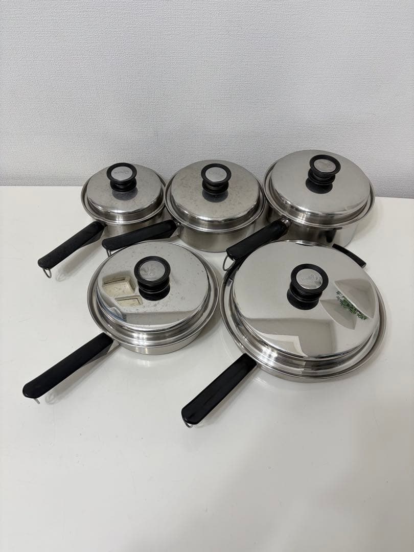 アムウェイ　大中フライパンと大中小ソースパンセット