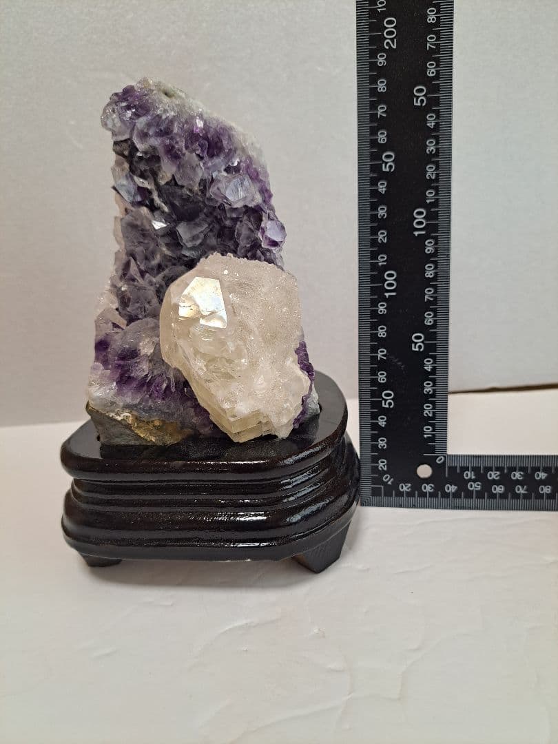 希少アメジストクラスター(カルサイト共生)１,１kg　天然石　クラスター　ドーム
