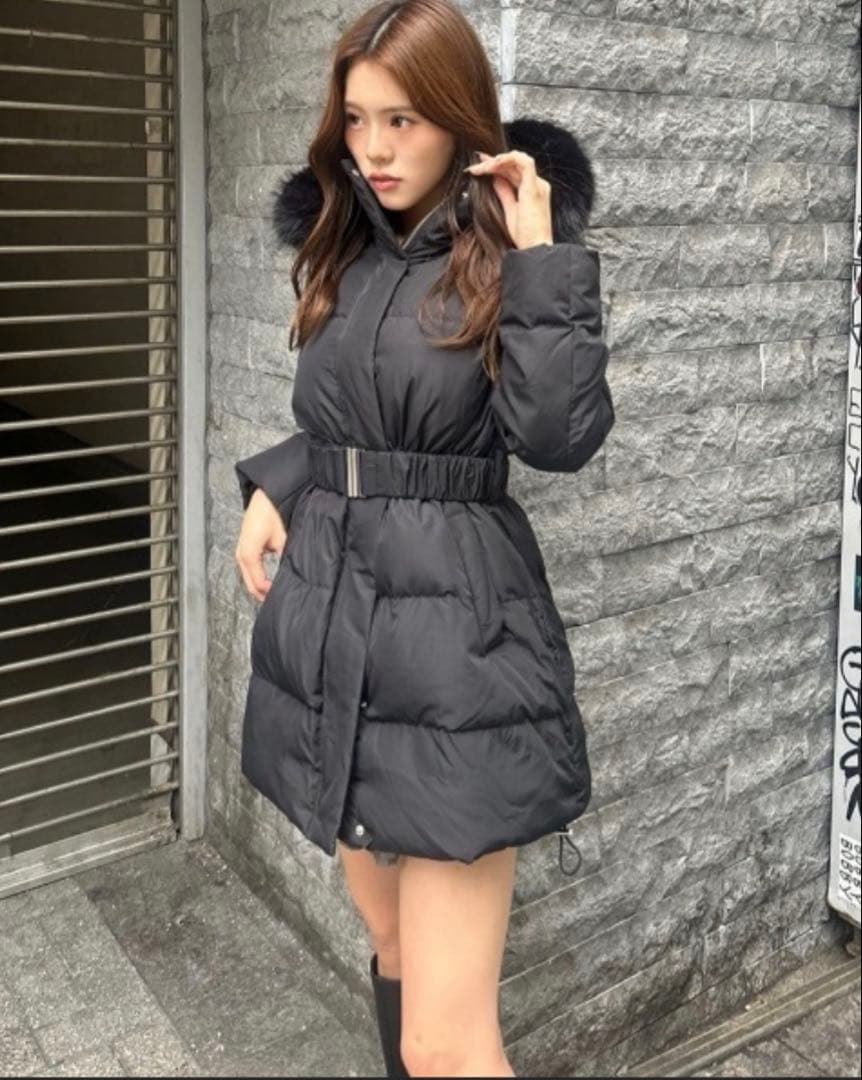 ファー付きフード ブラックダウンジャケット