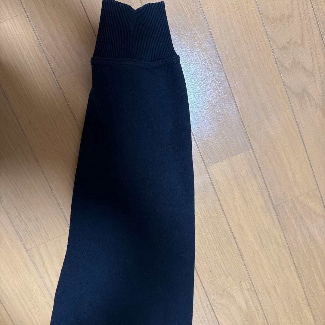 Stussy ブラック パーカー