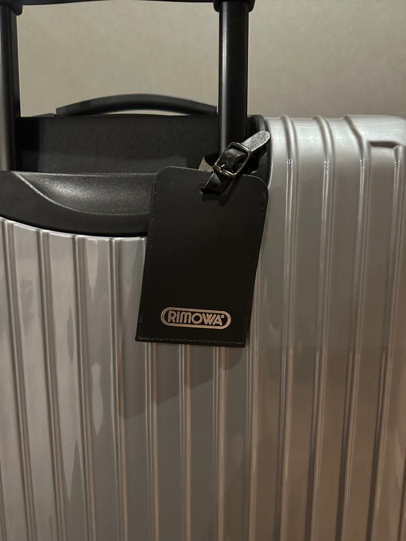 【美品】RIMOWA リモワ 82Lシルバー キャリーケース 4輪 タグ付き