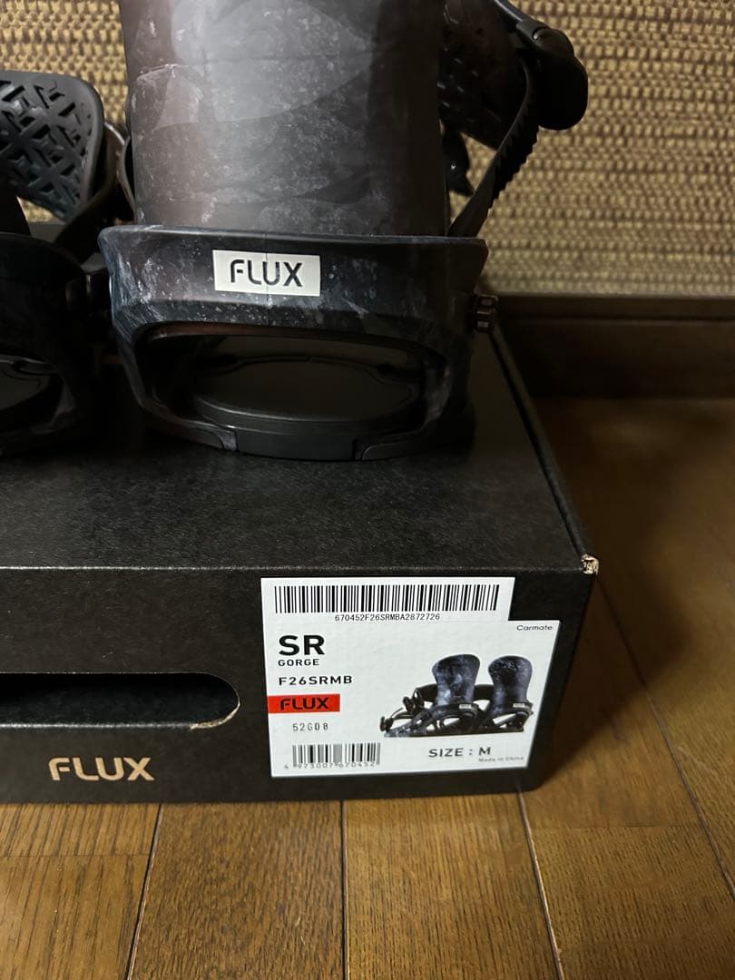 25-26 FLUX SR サイズM 新品！