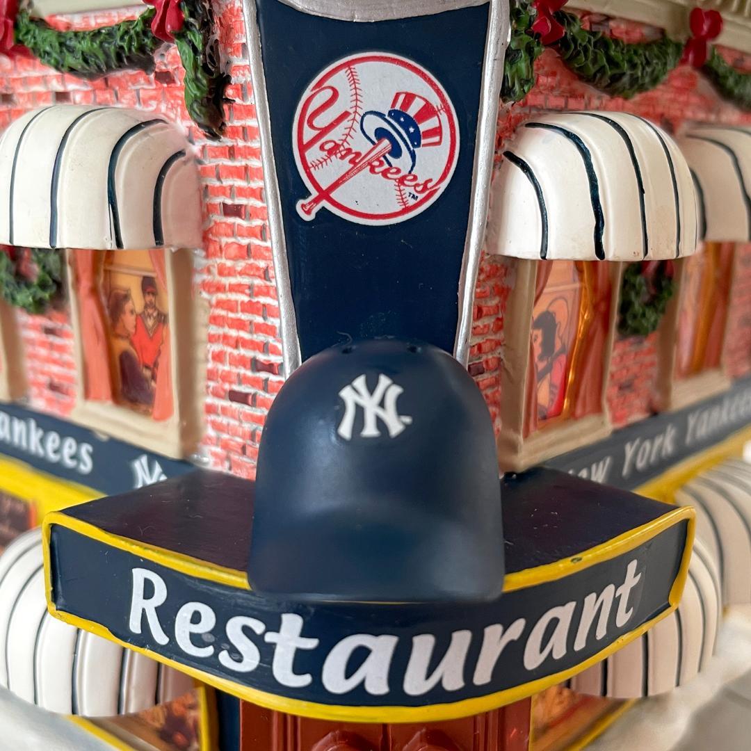 New York Yankeesニューヨークヤンキースレストランクリスマスライト