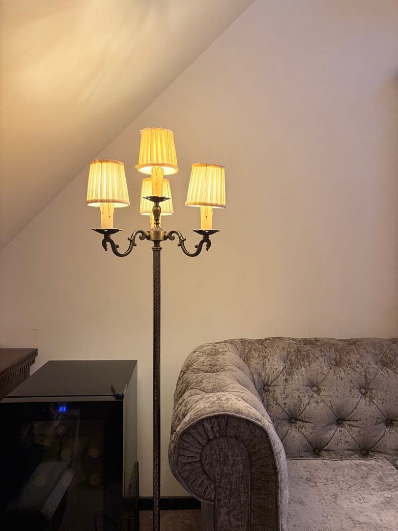 WATTS　フロアスタンド　シャンデリア　真鍮　アンティーク調