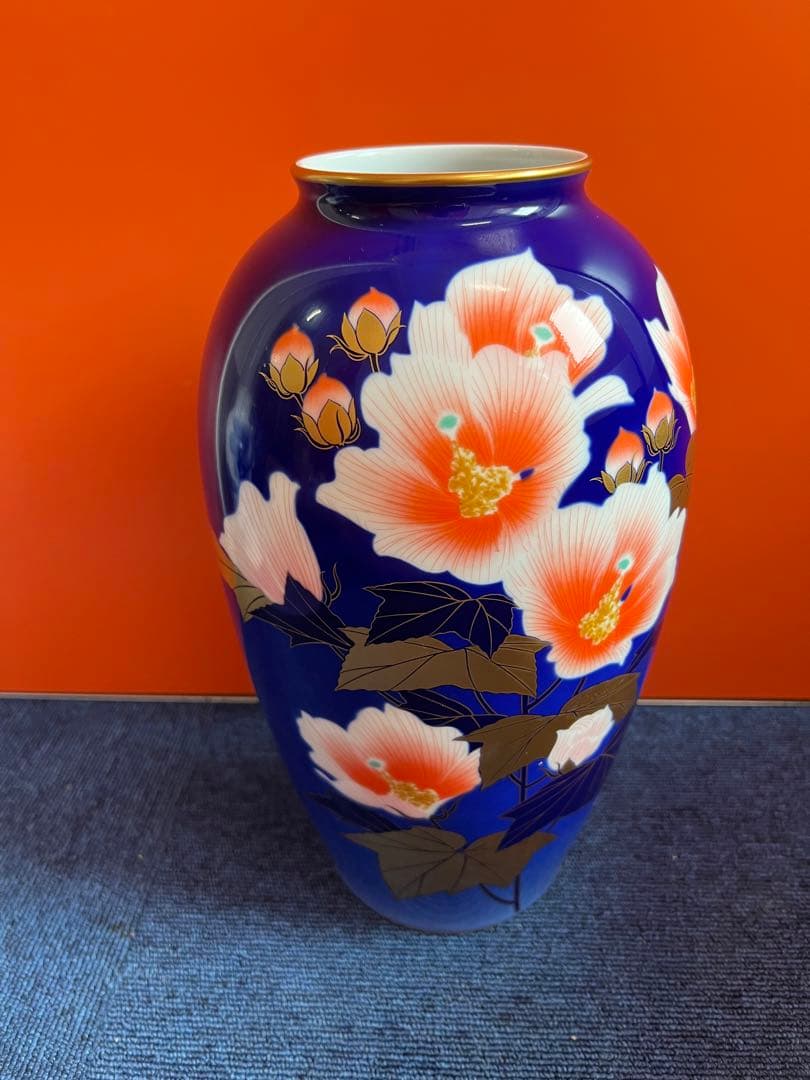 1422 香蘭社　金彩　花瓶