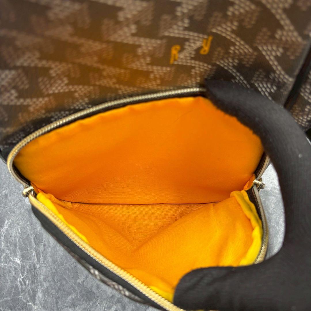 極美品 Resurrection ブランタ ボディバッグ メンズ 超希少