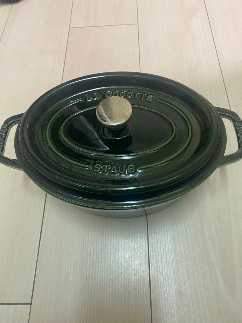 ストウブ【Staub】ココットオーバル 両手鍋 23