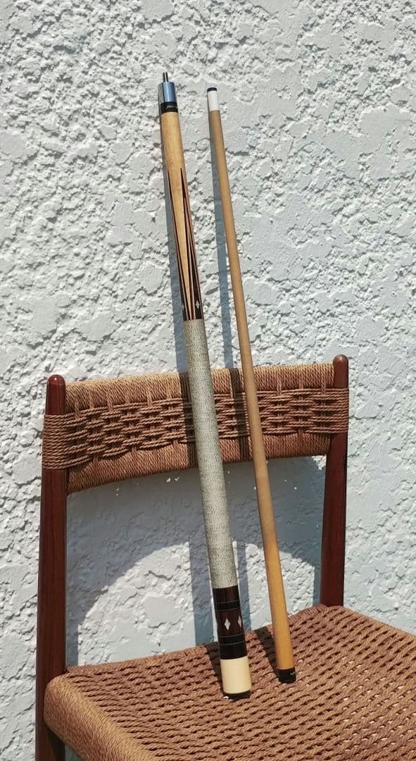 ビリヤード JOSS Custom Cues 1983 White Letter Logo