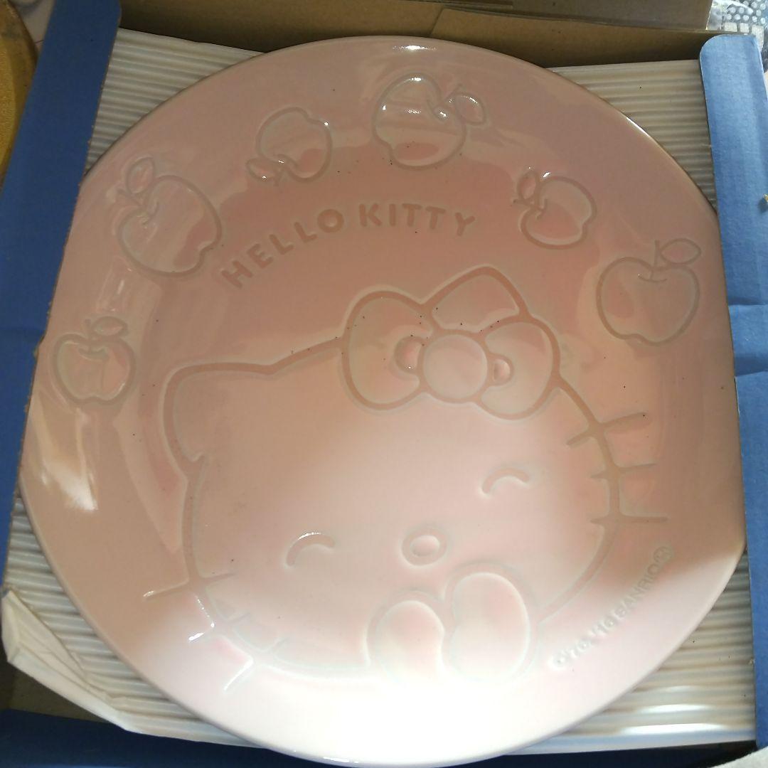 ハローキティ ピンクの皿