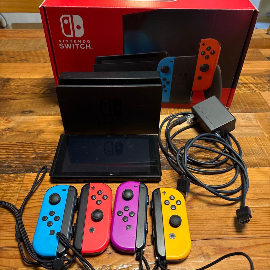 Nintendo Switch 本体 + Joy-Con 4個