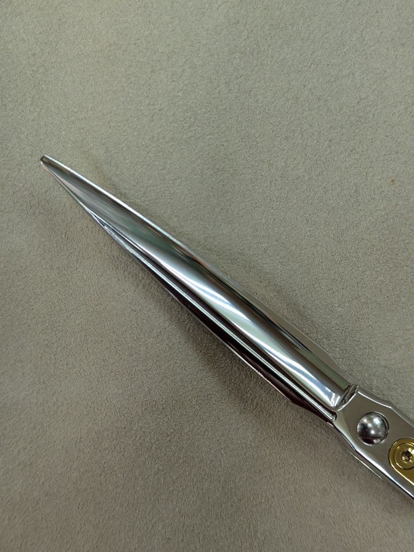 からくりシザー（アルファシザーのブランドと同じ製造元）おまけシザー付