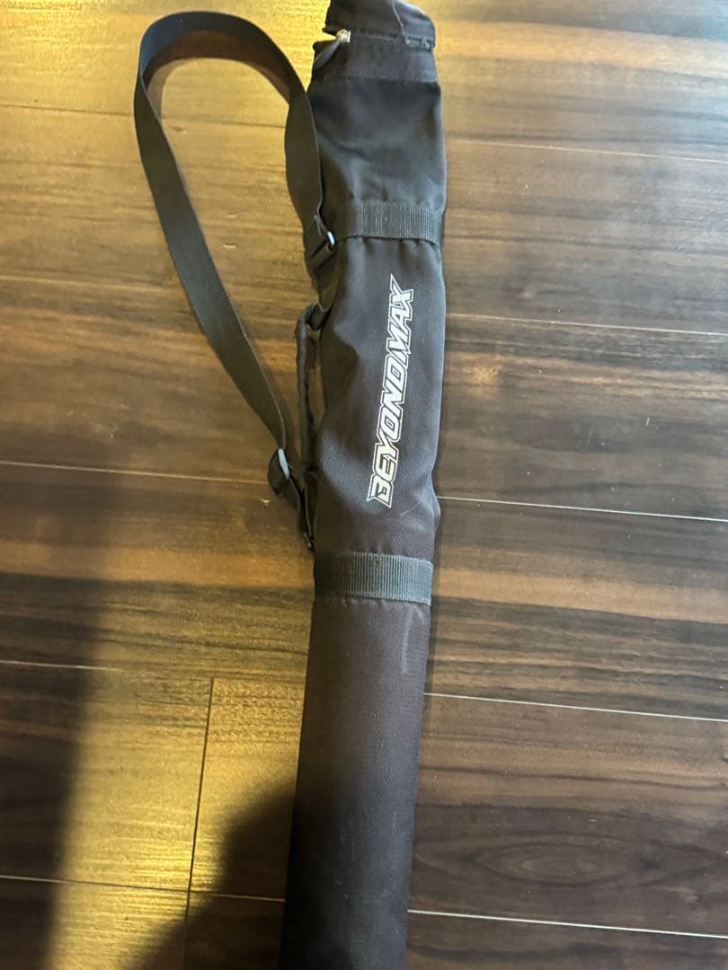 少年野球　軟式　バット　ビヨンドマックス　レガシー　バットケース付き