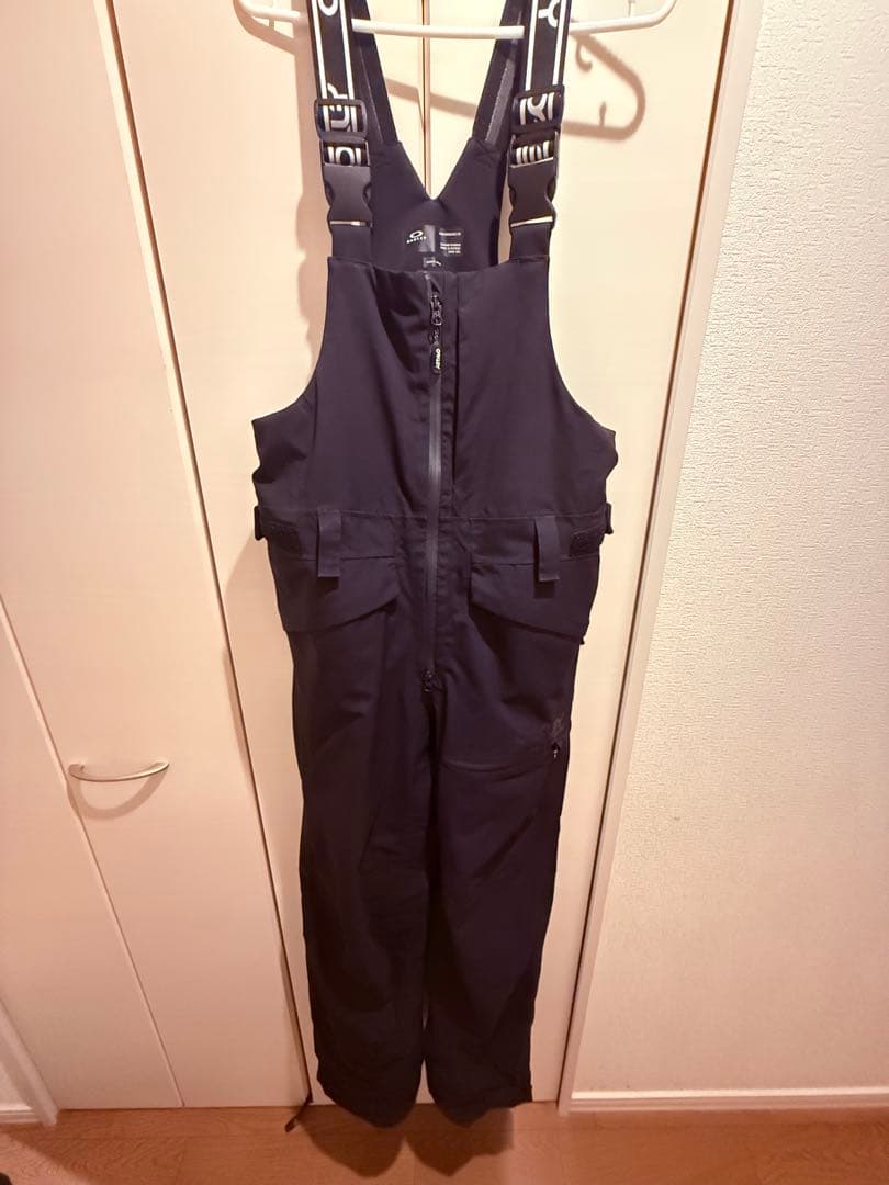 お*る様 オークリー　ビブパンツ　スノーボードウェア