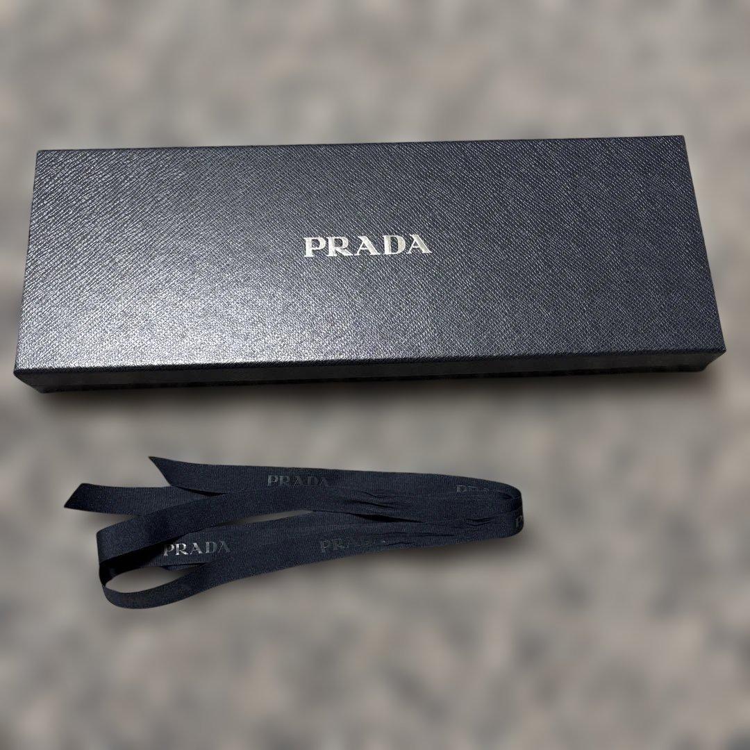 PRADA グレー ドット柄 ネクタイ