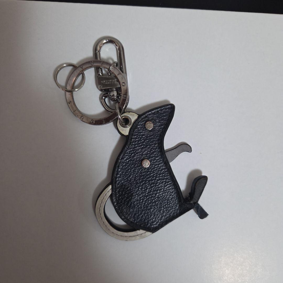 ネズミ型レザーキーホルダー