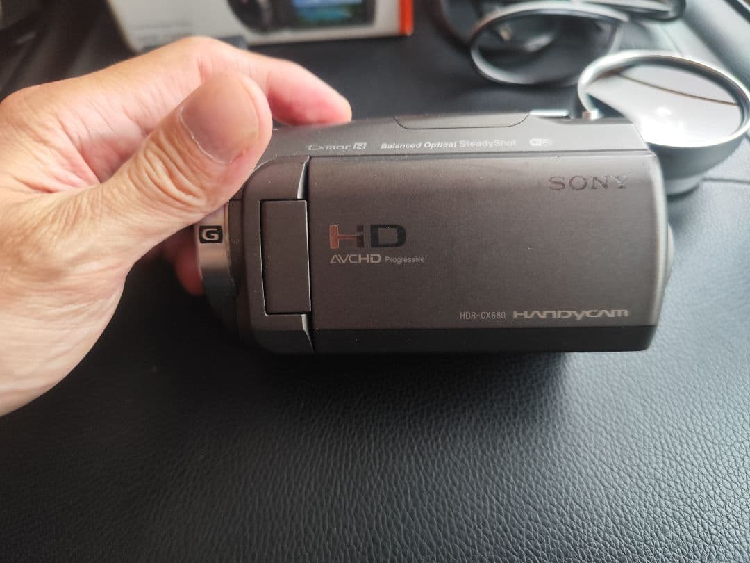 ふ*じ様 ソニー ハンディカム CX-680 ブラウン