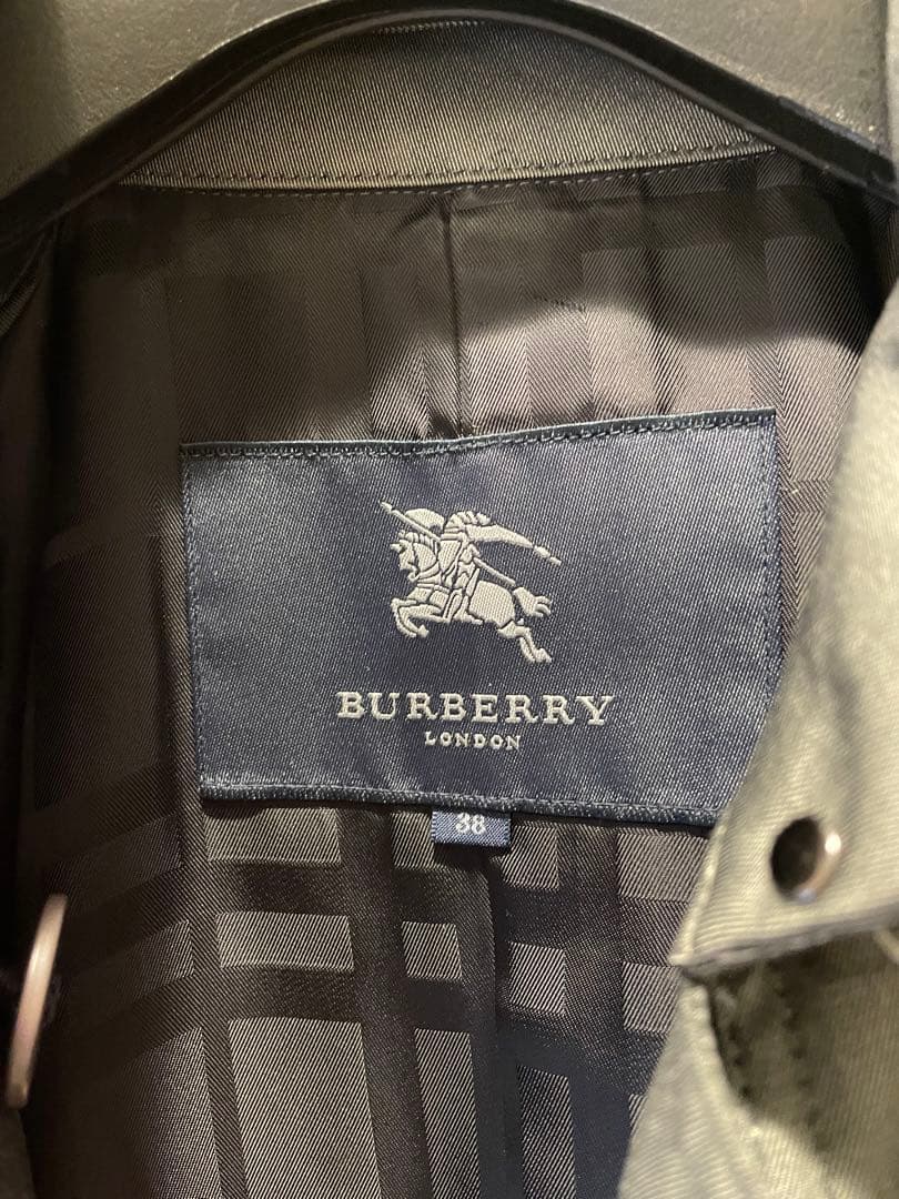 バーバリー　シルバーグレー トレンチコート ベルト付き