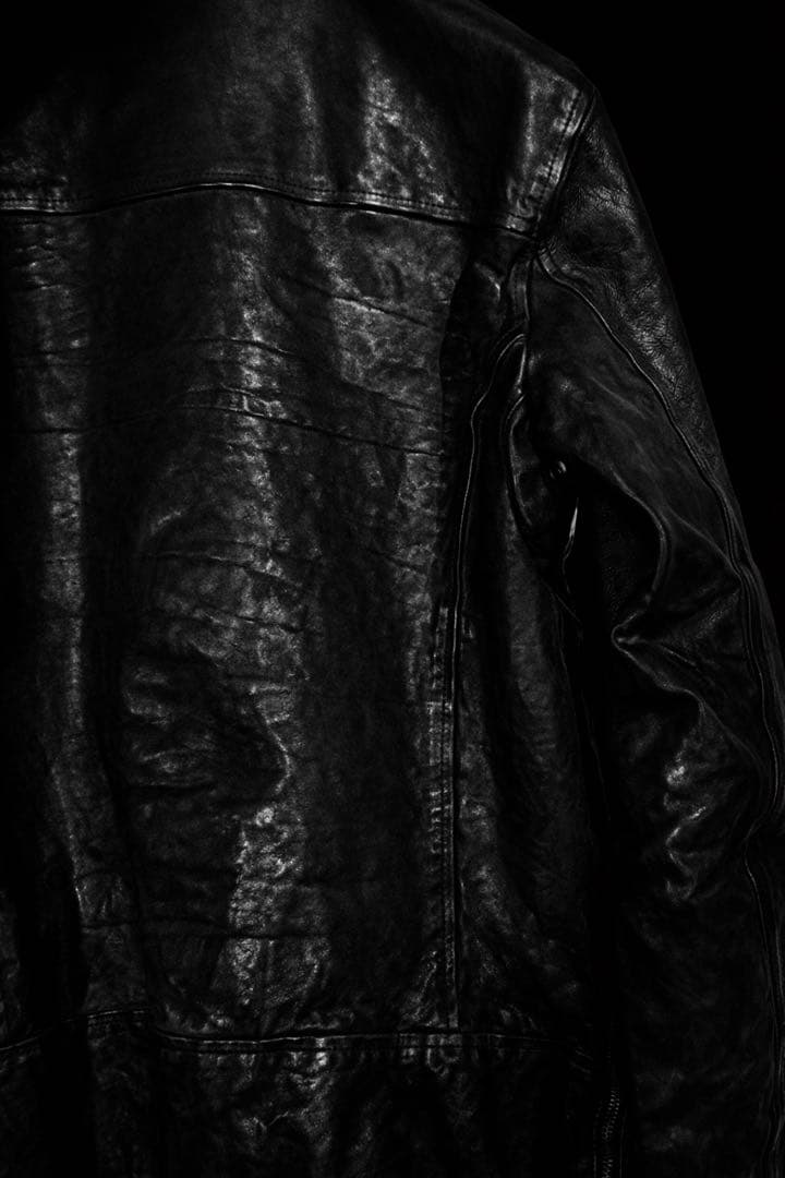 イサムカタヤマバックラッシュ　アルジェントネロ　ダブルライダース