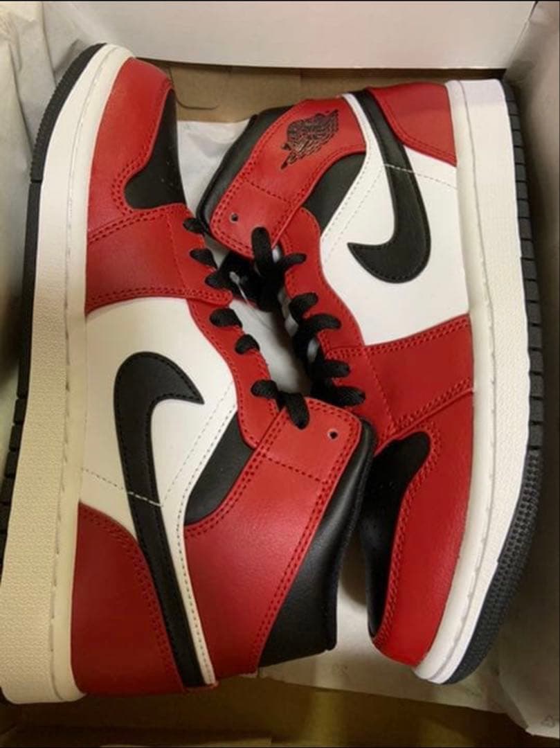 Air Jordan 1 Mid ブラック/レッド/ホワイト サイズUK6