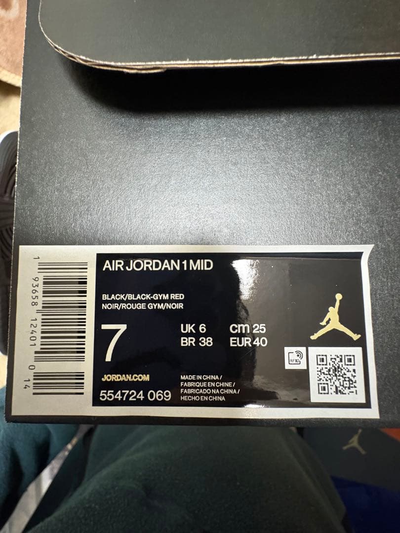 Air Jordan 1 Mid ブラック/レッド/ホワイト サイズUK6