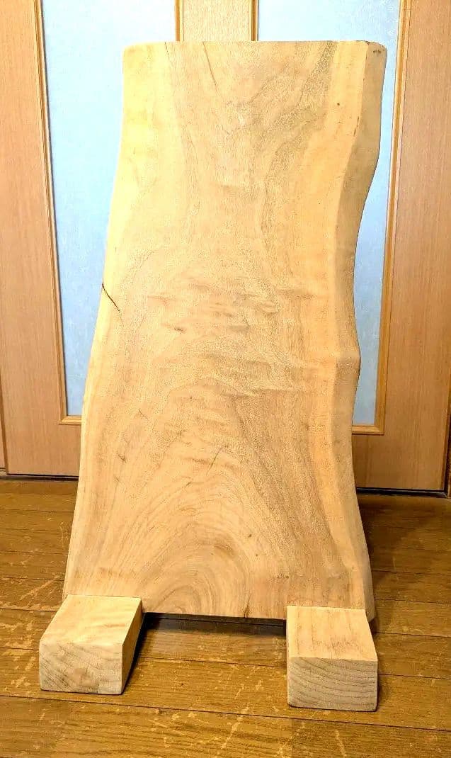 自然な木材の看板　オブジェ