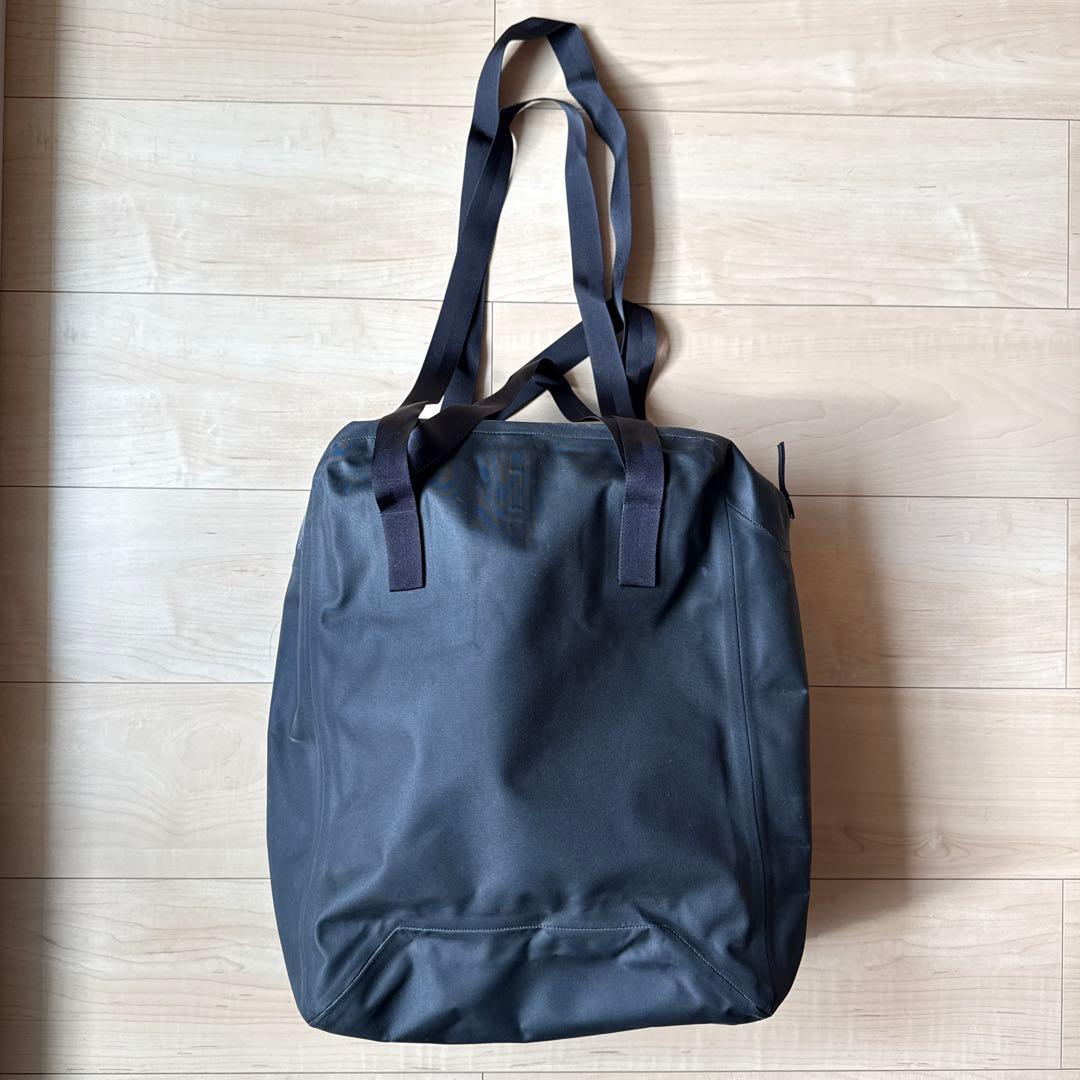 バッグ ARC'TERYX VEILANCE SEQUE RE-SYSTEM TOTE