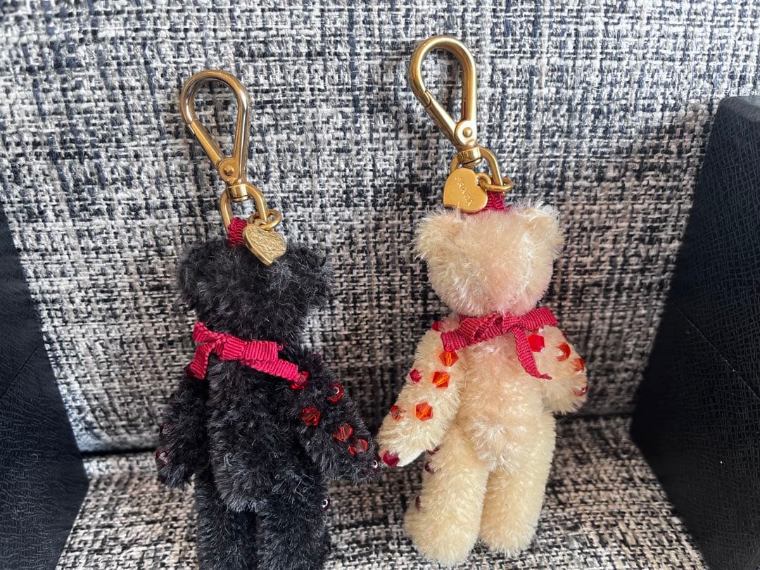希少 プラダ くま PRADA ベア キーホルダー チャーム 箱有り 2体ペア