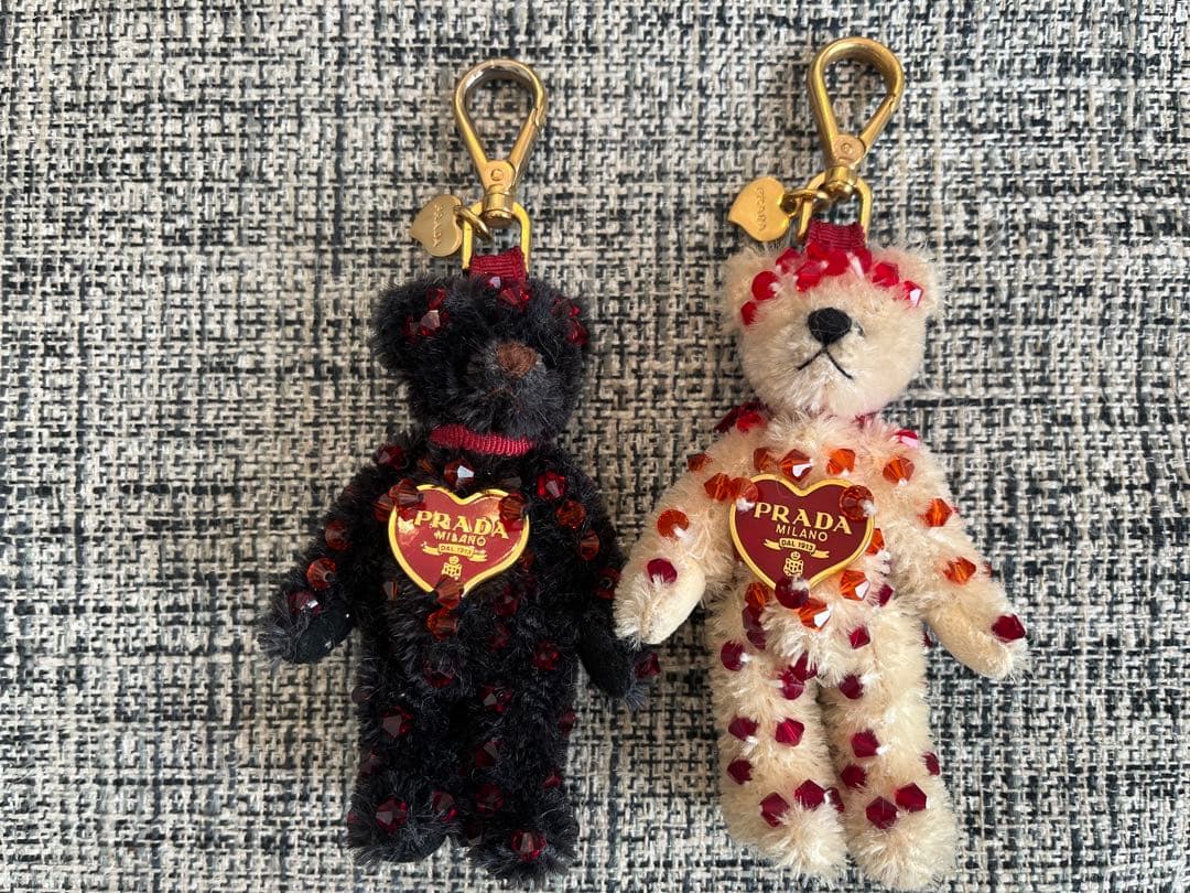 希少 プラダ くま PRADA ベア キーホルダー チャーム 箱有り 2体ペア