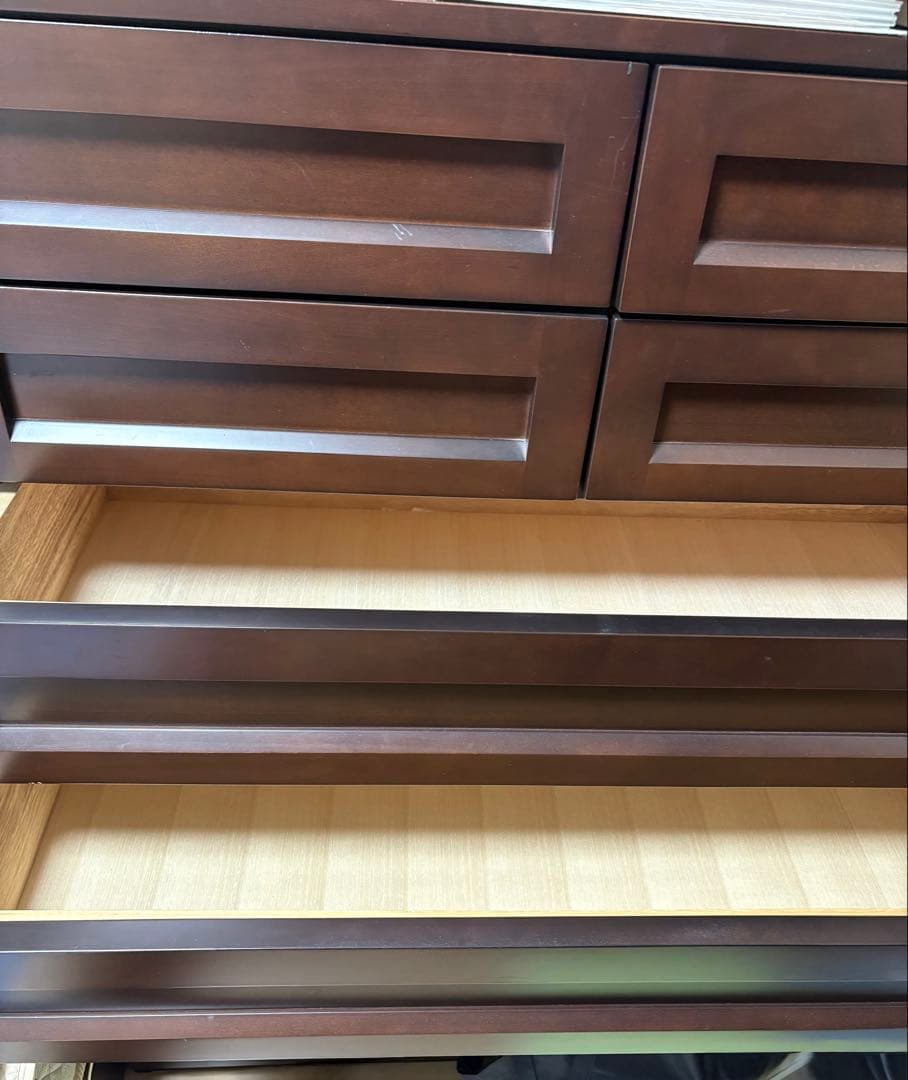 【大塚家具　美品！】ダークブラウン 桐ダンス　幅105センチ