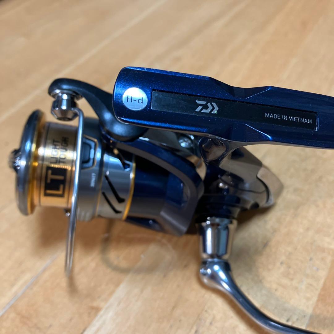 スピニング2点セット クレスト2500S-XH カーディナルⅢST2500SHD