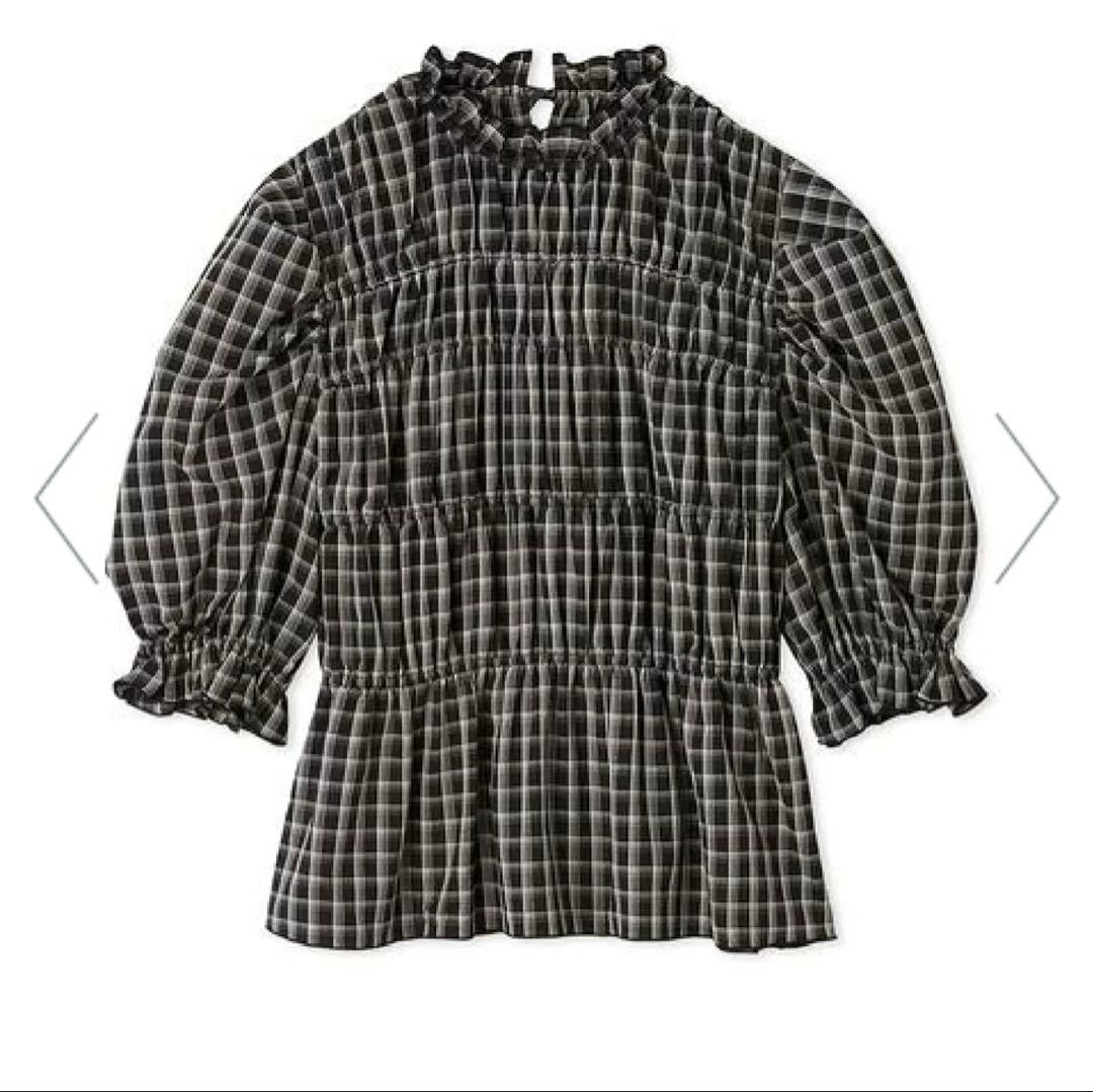 【新品・タグ付き】Mila Owen シャーリングペプラムフリルブラウス