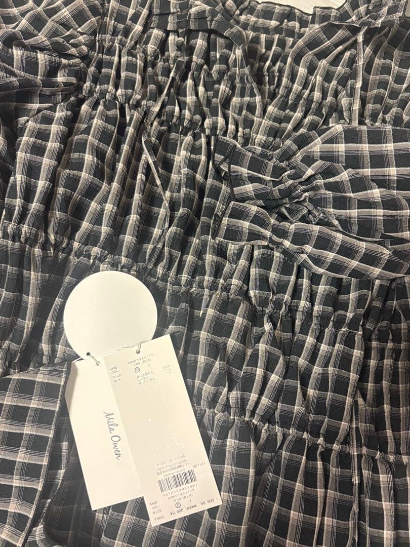 【新品・タグ付き】Mila Owen シャーリングペプラムフリルブラウス