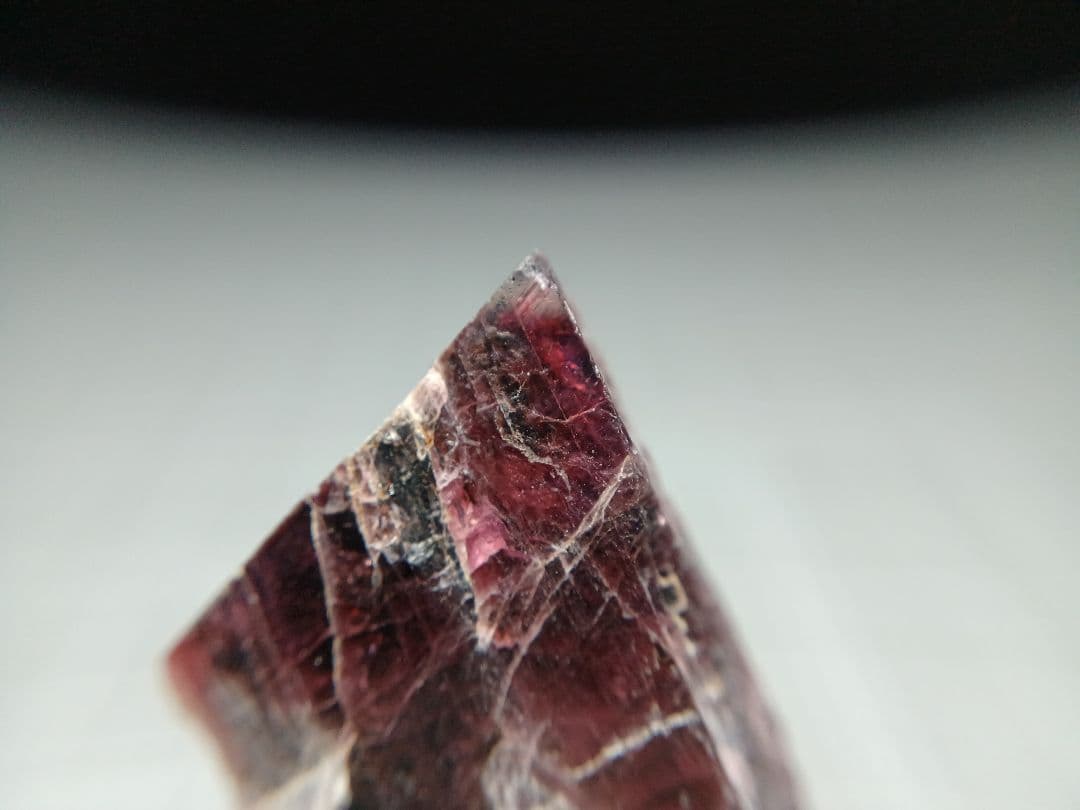 国産鉱物　パイロクスマンガン石　3cm　原石　Pyroxmangite　鉱物標本