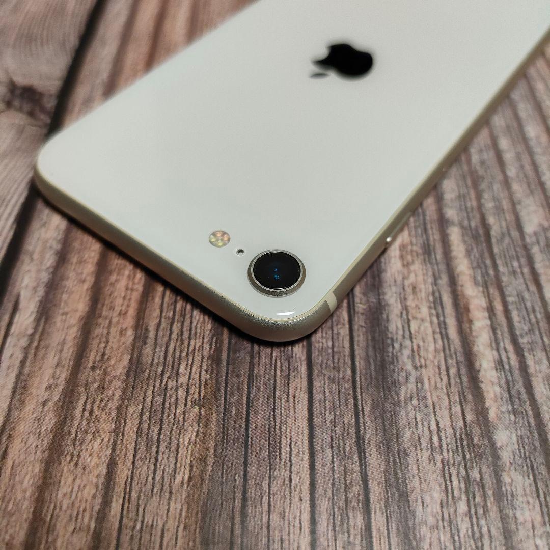 iPhone SE 第3世代 SIMフリー 64GB 美品