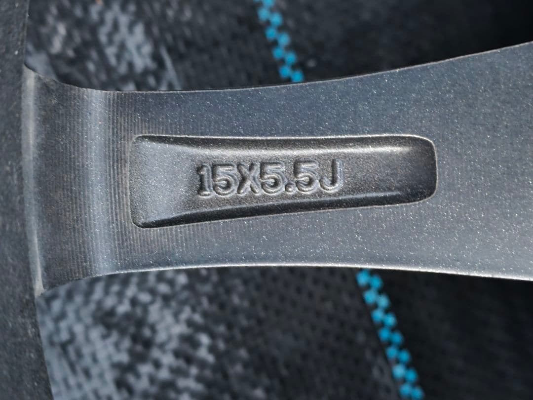 〖送料込み〗15インチ 　スタッドレスタイヤ ホイールセット　175/65R15