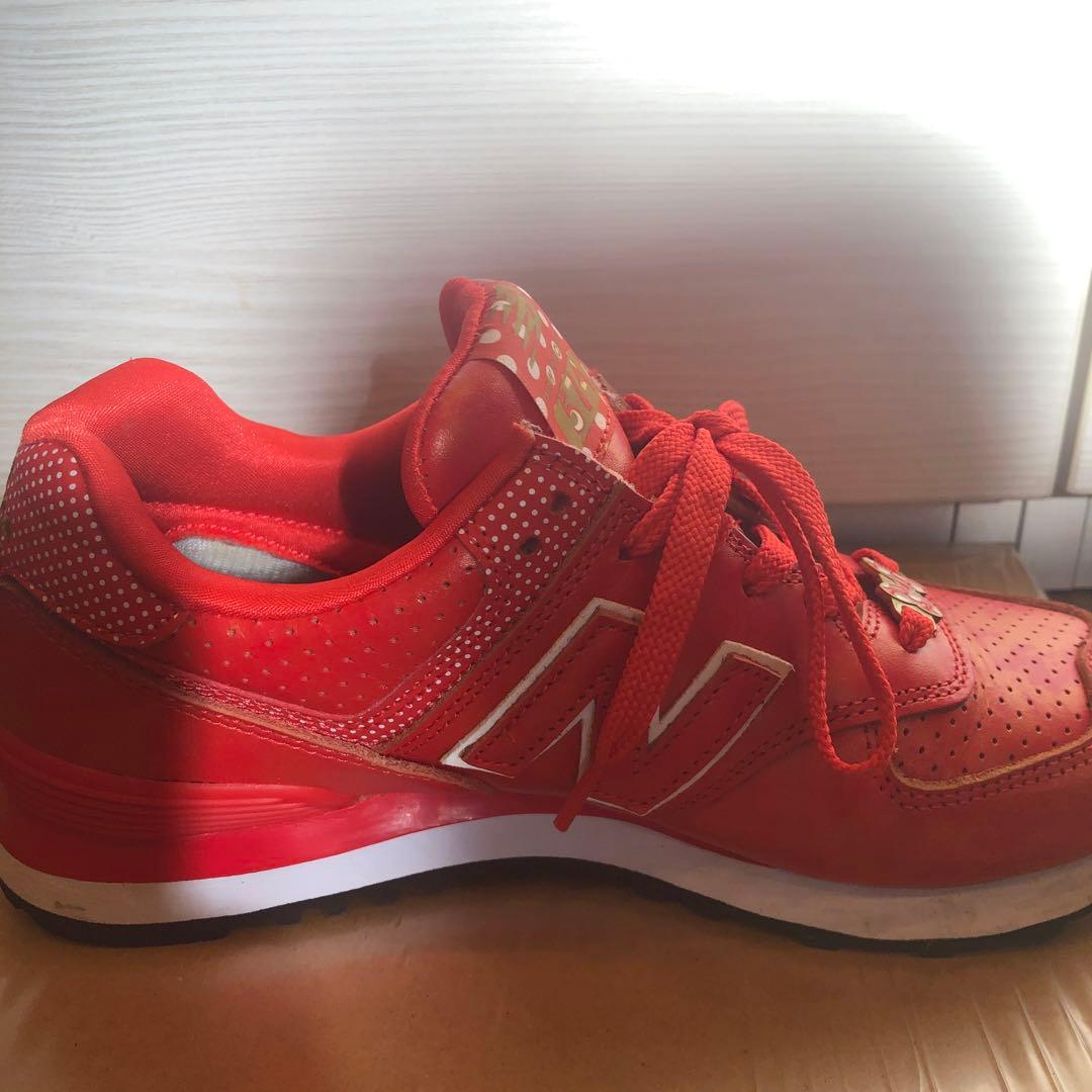 new balance 赤 スニーカー ディズニー コラボ ミニーちゃんモデル