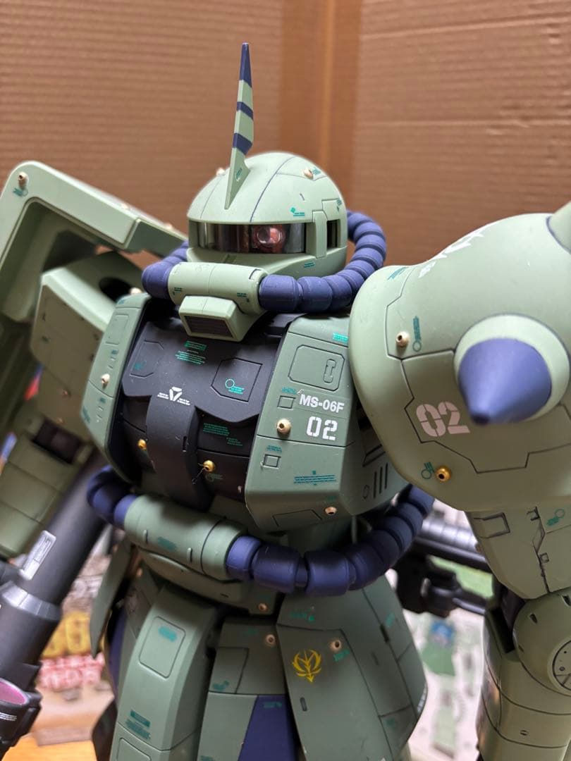 メガサイズ　1/48 量産型ザクⅡ 完成品