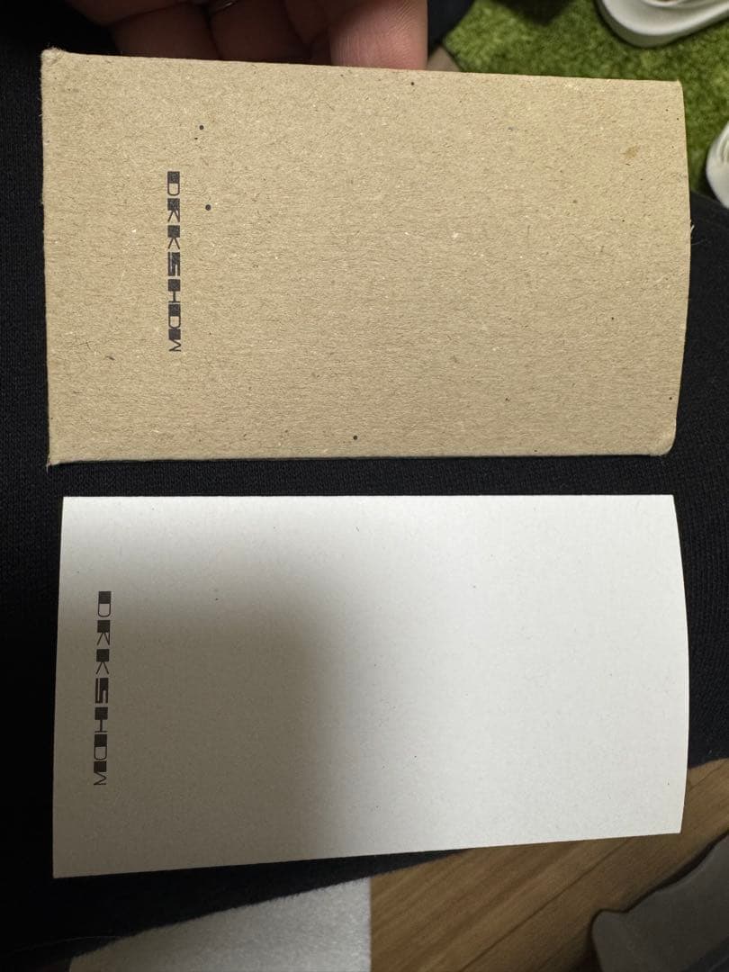 靴 drkshdw abstract