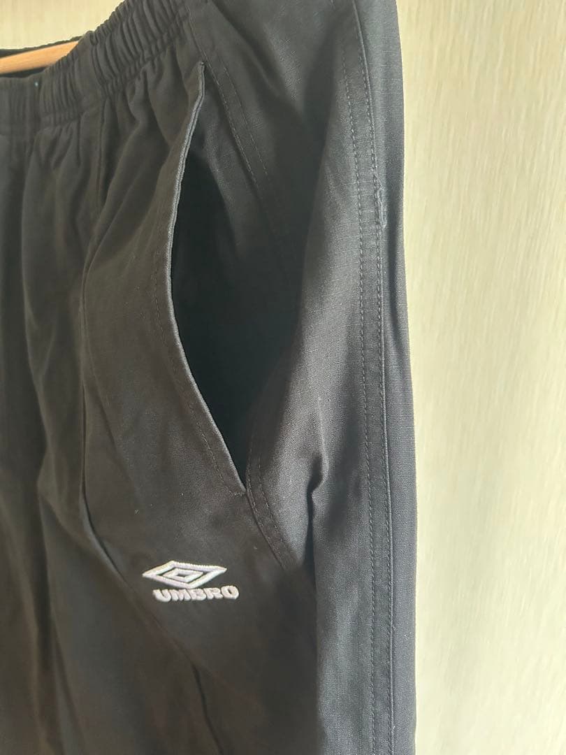 Supreme Umbro ブラックパンツ