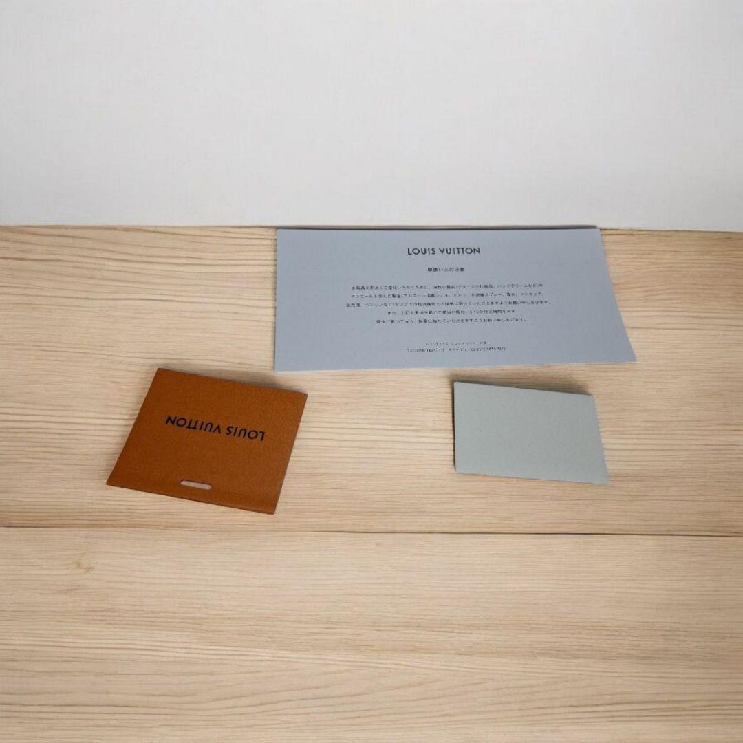 「超備品」　LOUIS VUITTON ブラック　モノグラムマフラー