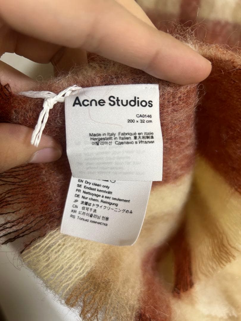 Acne Studios マフラー 新品タグ付き