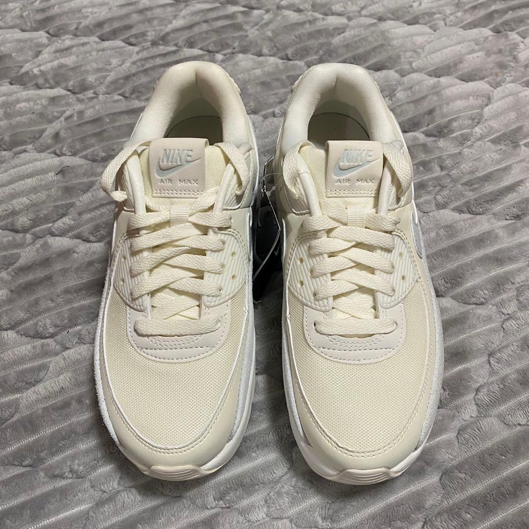 新品ナイキ ウィメンズ エアマックス90 LV8 24.0㎝