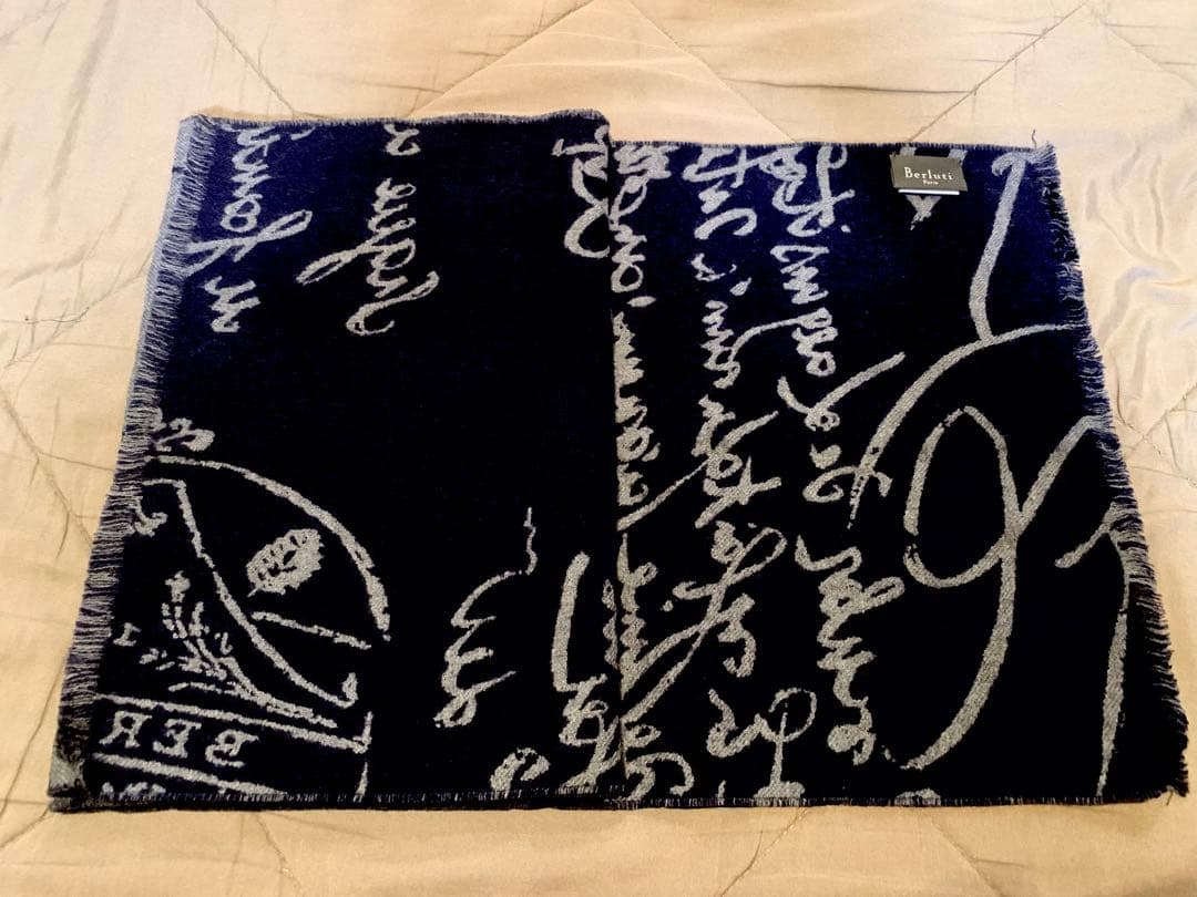 ●極美品● Berluti カリグラフィーマフラー リバーシブル ウール